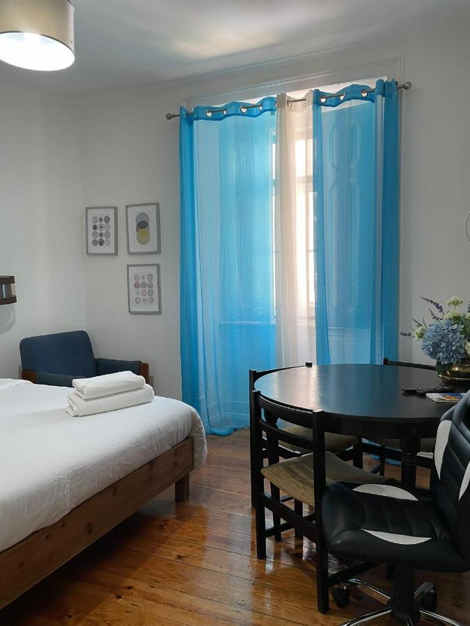 Retro M2 R4 - Lovely Double Room With Shared Bathroom Lissabon Exterior foto
